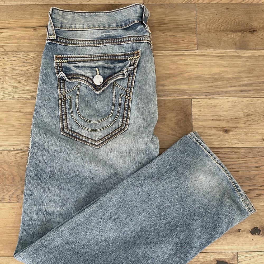 True Religion Men's Jean - World Tour Ricky Big QT with Gold and Brown - 36 x 33